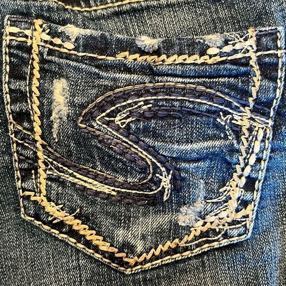 Silver Jeans Suki Mid Capri 29 - Picture 5 of 15